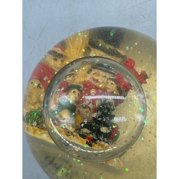 Merry Christmas world Winter Musical Snow Globe Santa Children Figurines READ - Picture 5 of 6